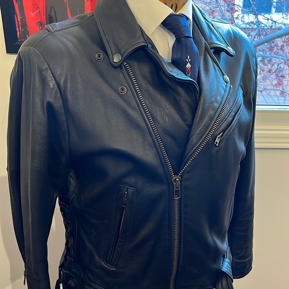 CANADIAN leather motorcycle jacket - Fits Medium Large - PROUDLY Made in Canada